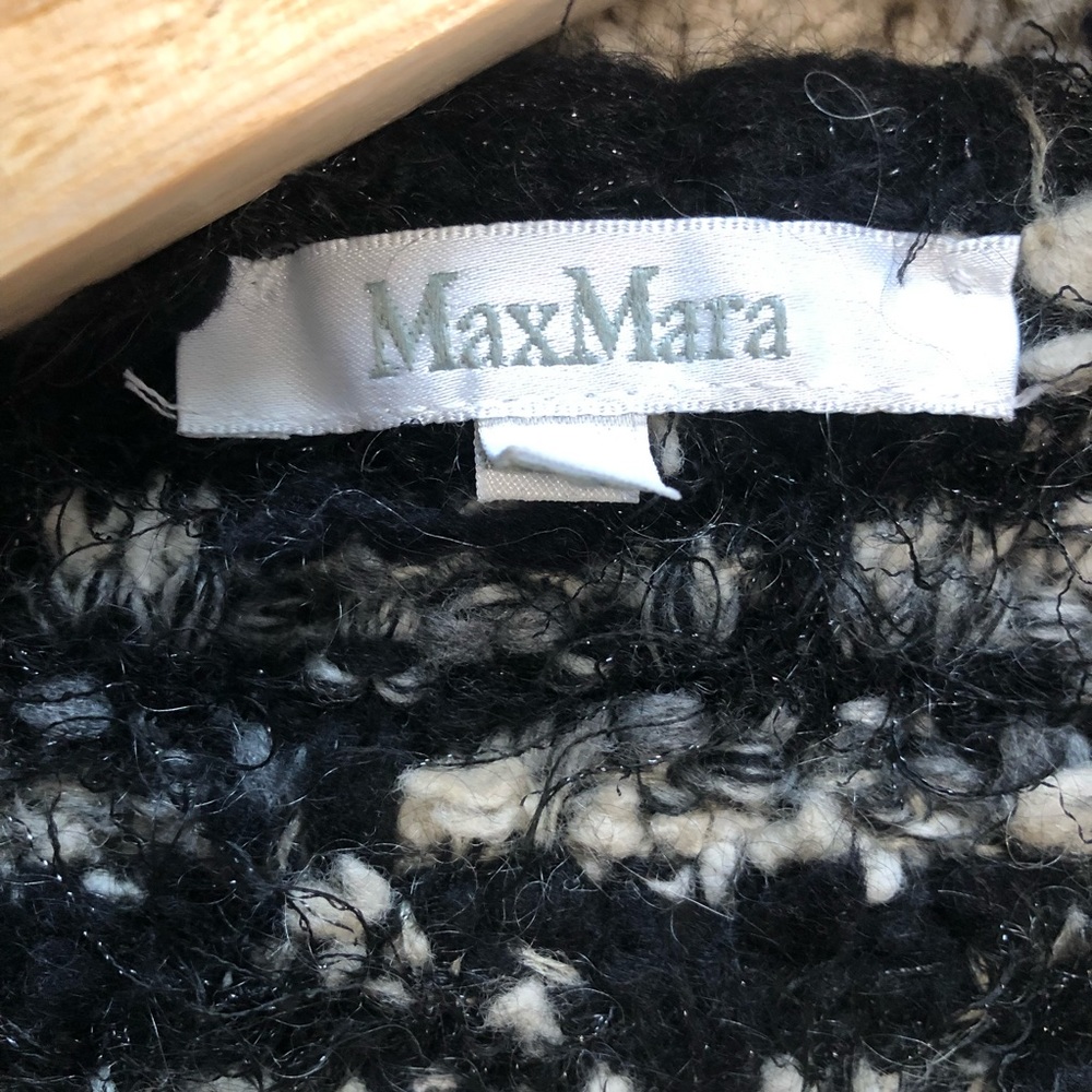 Beautiful max mara cardigan! In great condition